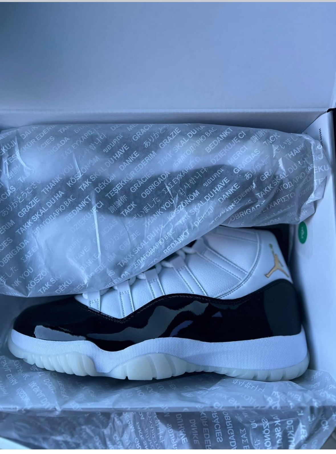 Jordan 11  Retro Gratitude