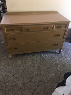 Dresser