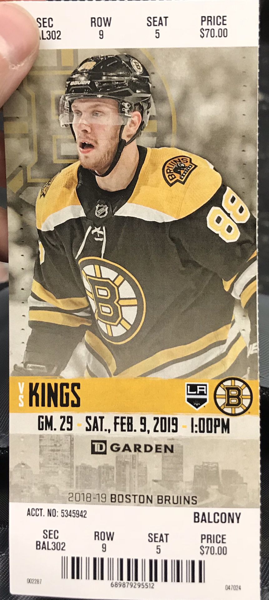 Boston Bruins one ticket for La kings 02/09/19, I only have,ONE SEAT, the face value is 70.00 yours for 50.00 if done before 01/01/2018