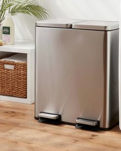Stainless kitchen trashcan...