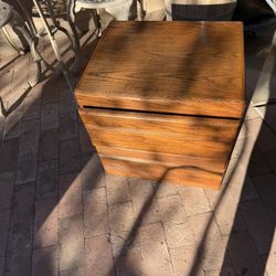2 Oak nightstands or end tables.