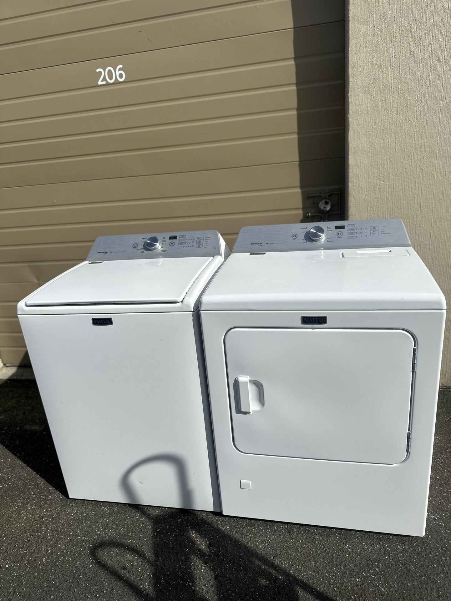 Maytag Washer & Gas Dryer 