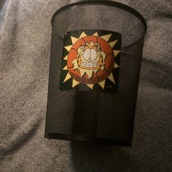 Garfield Trash can 