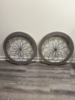 Two Rustic Country Farmhouse Round Metal Wood Wall Art Pieces (26”)