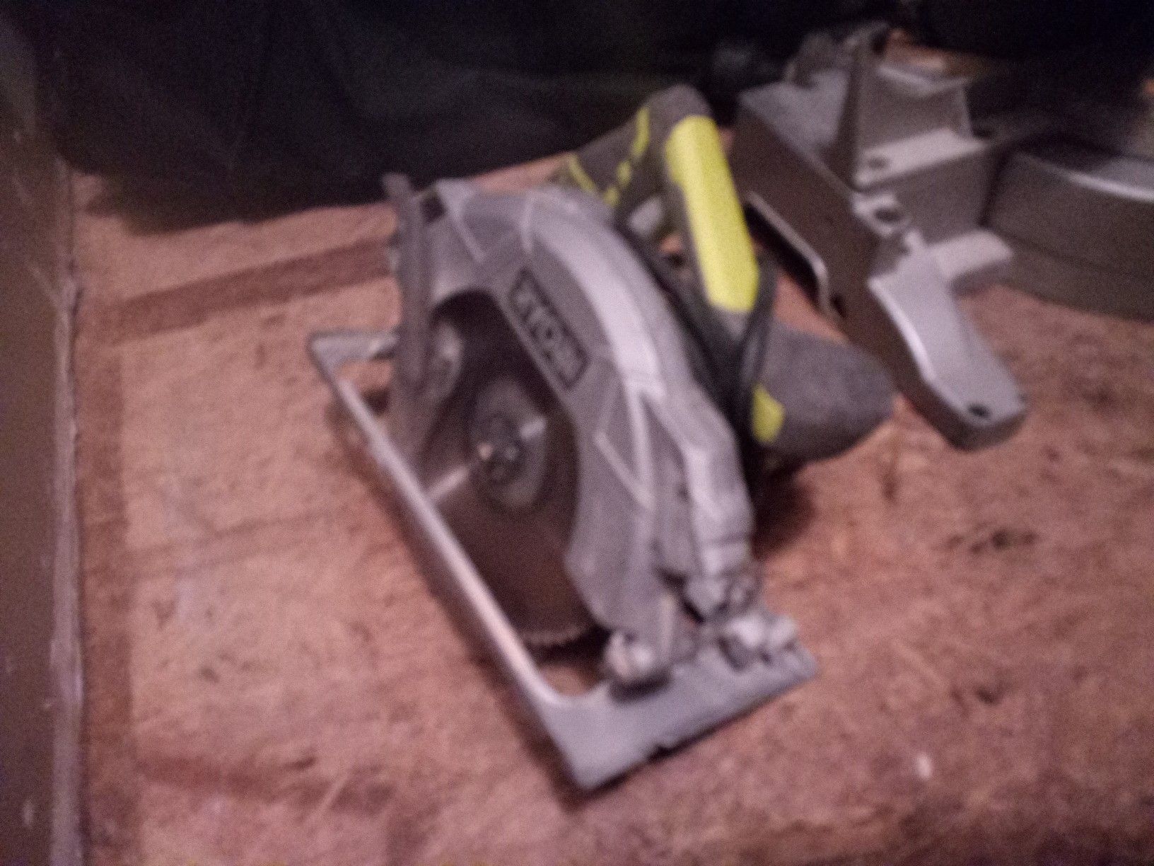 Ryobi skillsaw