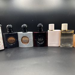 Perfume Set! Retailed For $590+