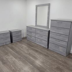 Dresser With Mirror, Chest And Two Nightstands 🌌 Comoda Con Espejo, Gavetero Y Dos Mesitas De Noche 🌌
