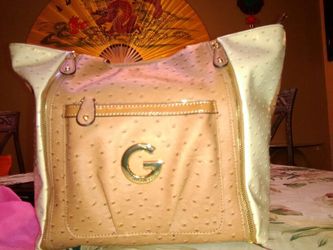 Guess tote bag excellent condition never been used..