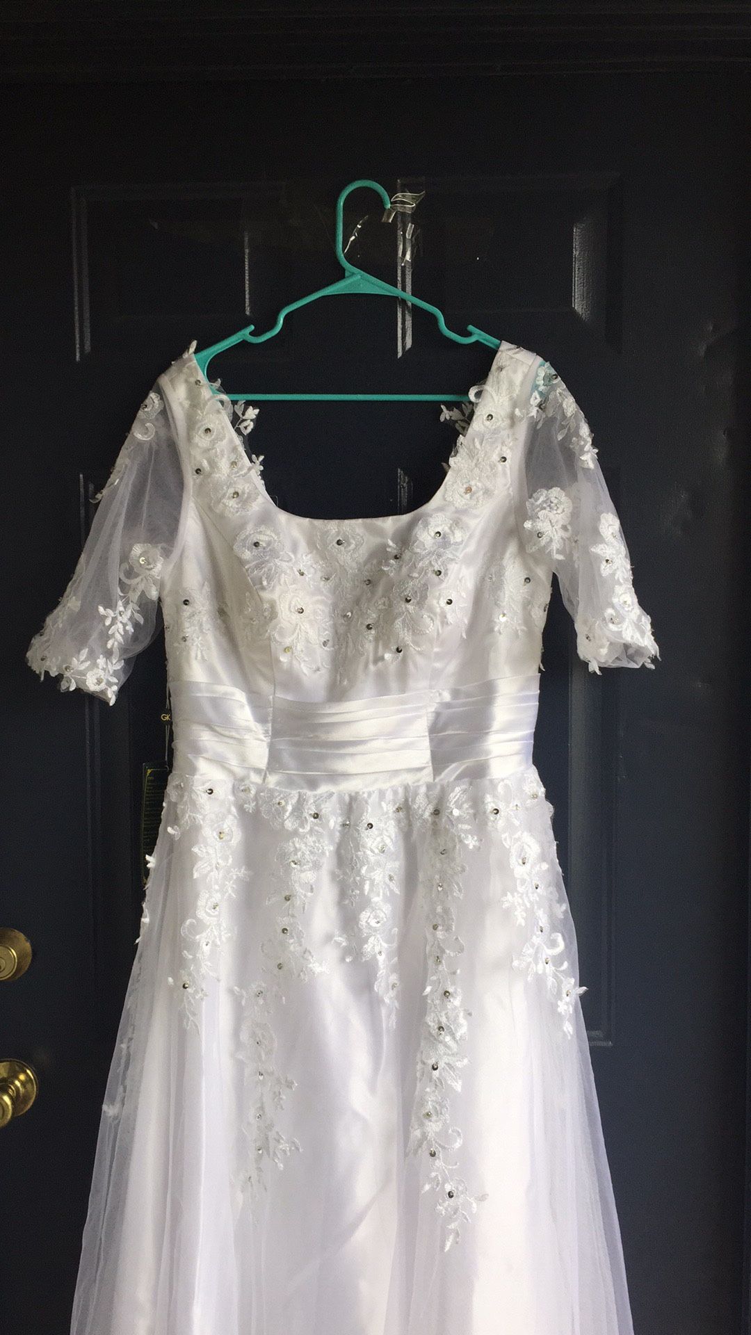 Brand new wedding dress size 16