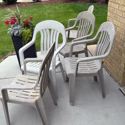 Plastic chairs -5 Total