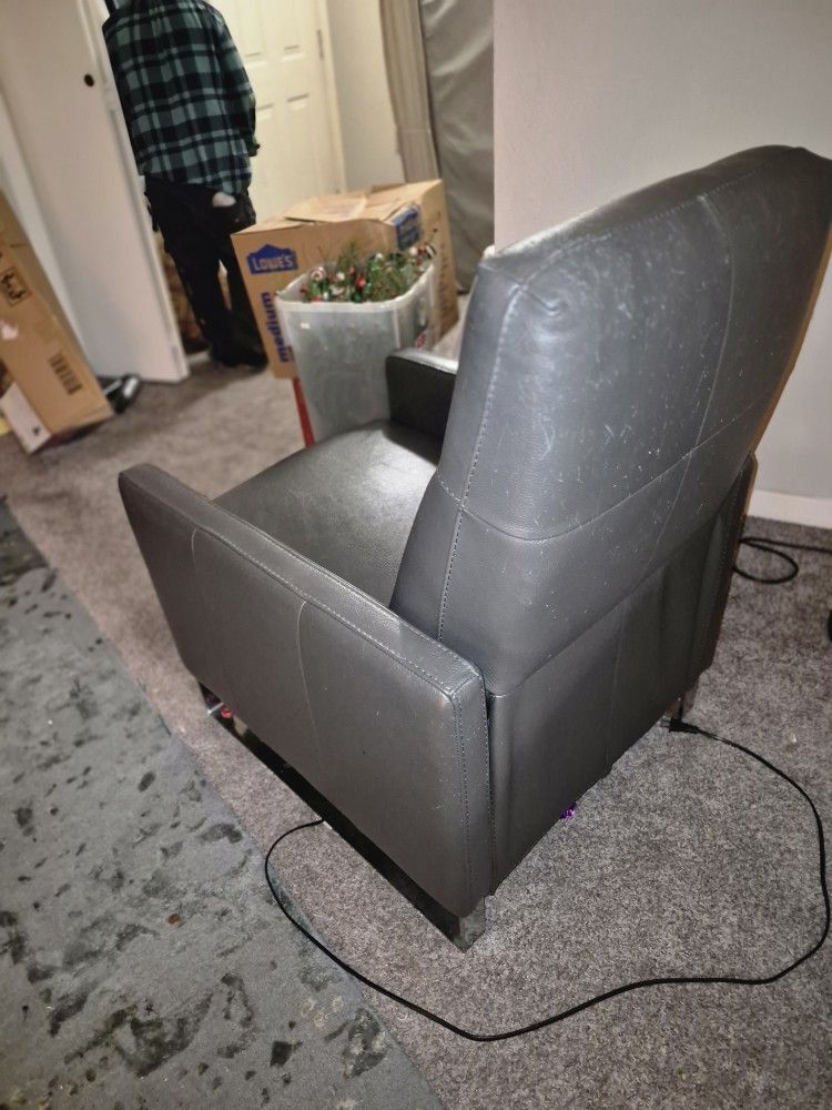 Comfortable Modern Electric Recliner