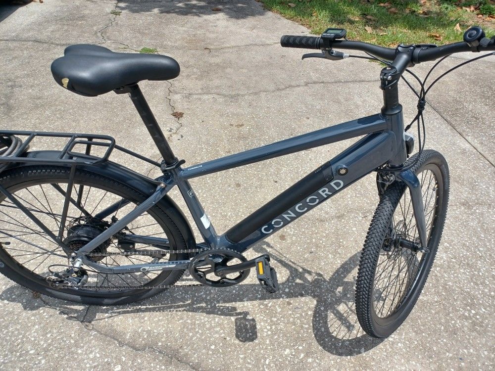 Concord Commutr Class 1 ebike electric bicycle. Only 175 Miles On It. Medium Large Frame 27.5" Tires. Works perfectly - $250 FIRM