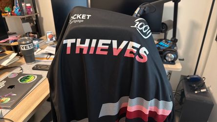 100 thieves OG long sleeve jersey brand new