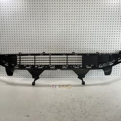 2022 2024 HYUNDAI TUCSON FRONT BUMPER LOWER GRILLE OEM