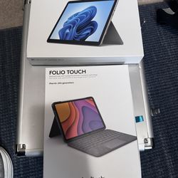 Microsoft Surface Go 3 (64GB / 4GB) + Logitech Keyboard + Case + Boxes