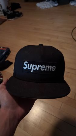 supreme fitted new era size 7 1/8