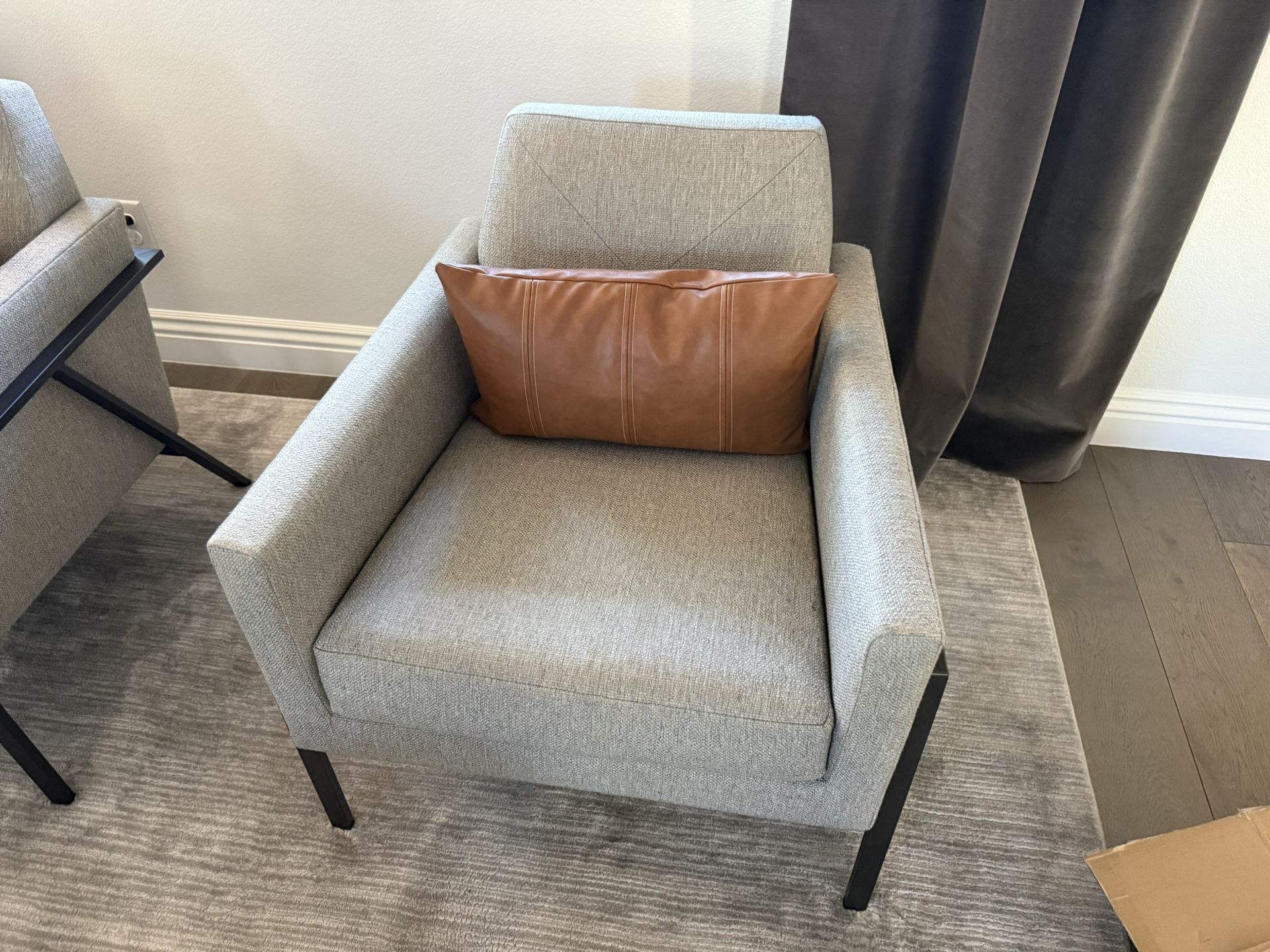 4 Modern Contemporary Chairs.