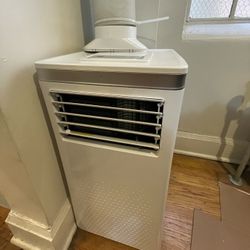 Air Conditioner 1 year old