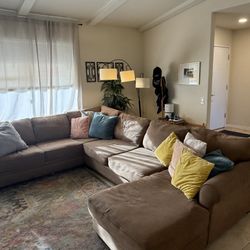 3-Piece Sectional Sofa with Chaise Lounge – Available In April