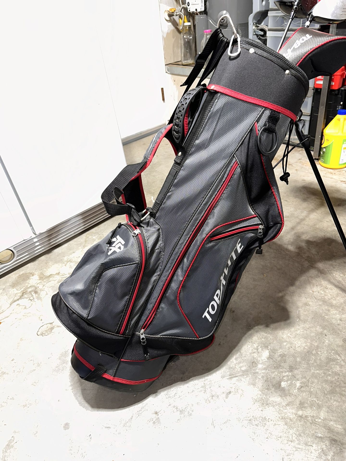 Used Golf Bag, Driver, & Putter Bundle