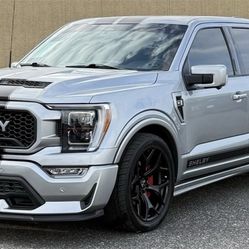 2023 Ford F-150 Lariat Truck 