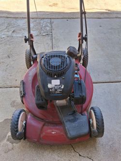 Toro self propelled lawnmower