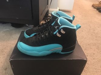 Jordan 12’s Carolina
