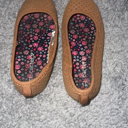 Girl Flats 