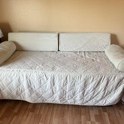 Trundle Bed