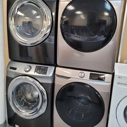 Used Like New Samsung 2020 Front Loading Washer And Stackable Gas Dryer Set In Champagne 