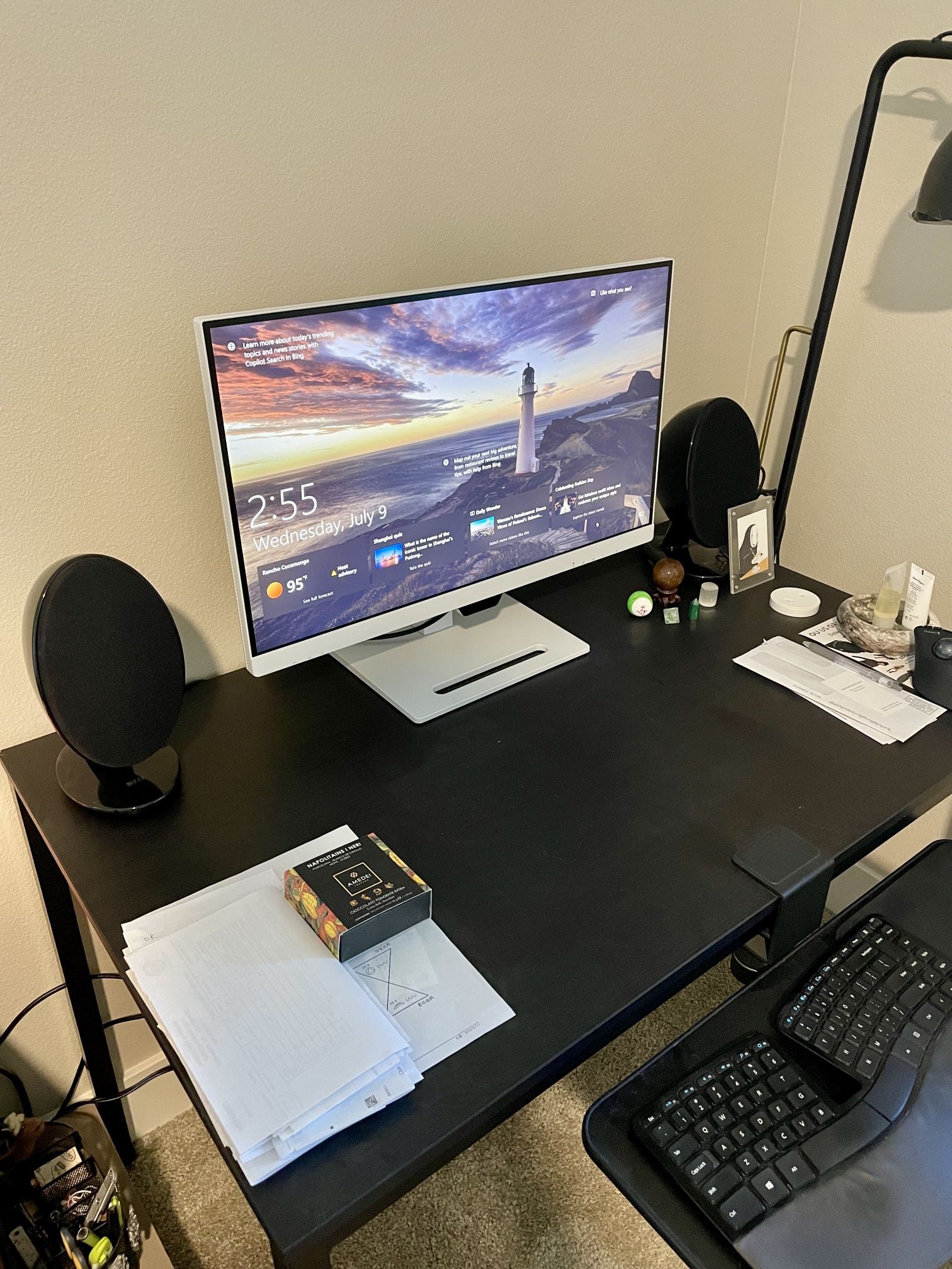 Desk Good Condition 43x26