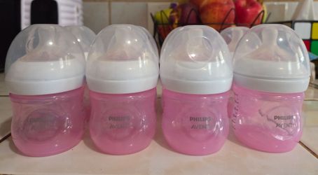 Phillips Avent bottles