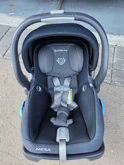 Uppa Baby Infant Carseat 