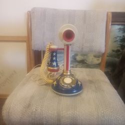 Candle Stick American Phone 1970s  Only 20 Dollars 