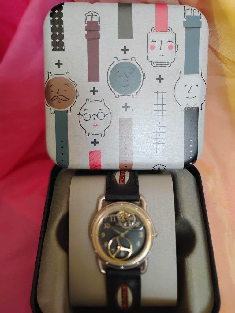 Vintage Fossil Mood Watch with Floating Gears. Unisex