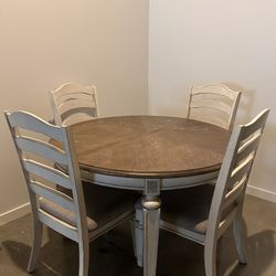 Rustic Table And Chairs $250 OBO 