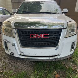White 2010 GMC Terrain