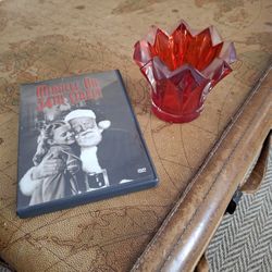 Christmas Dvd & Glass Candle Holder 