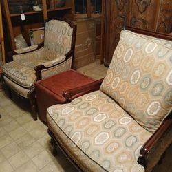 HIGHLAND HOUSE  Custom Armcnair  Pair( Mint) Traditional Luxury