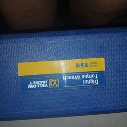 Yellow Jacket Digital Torque Wrench