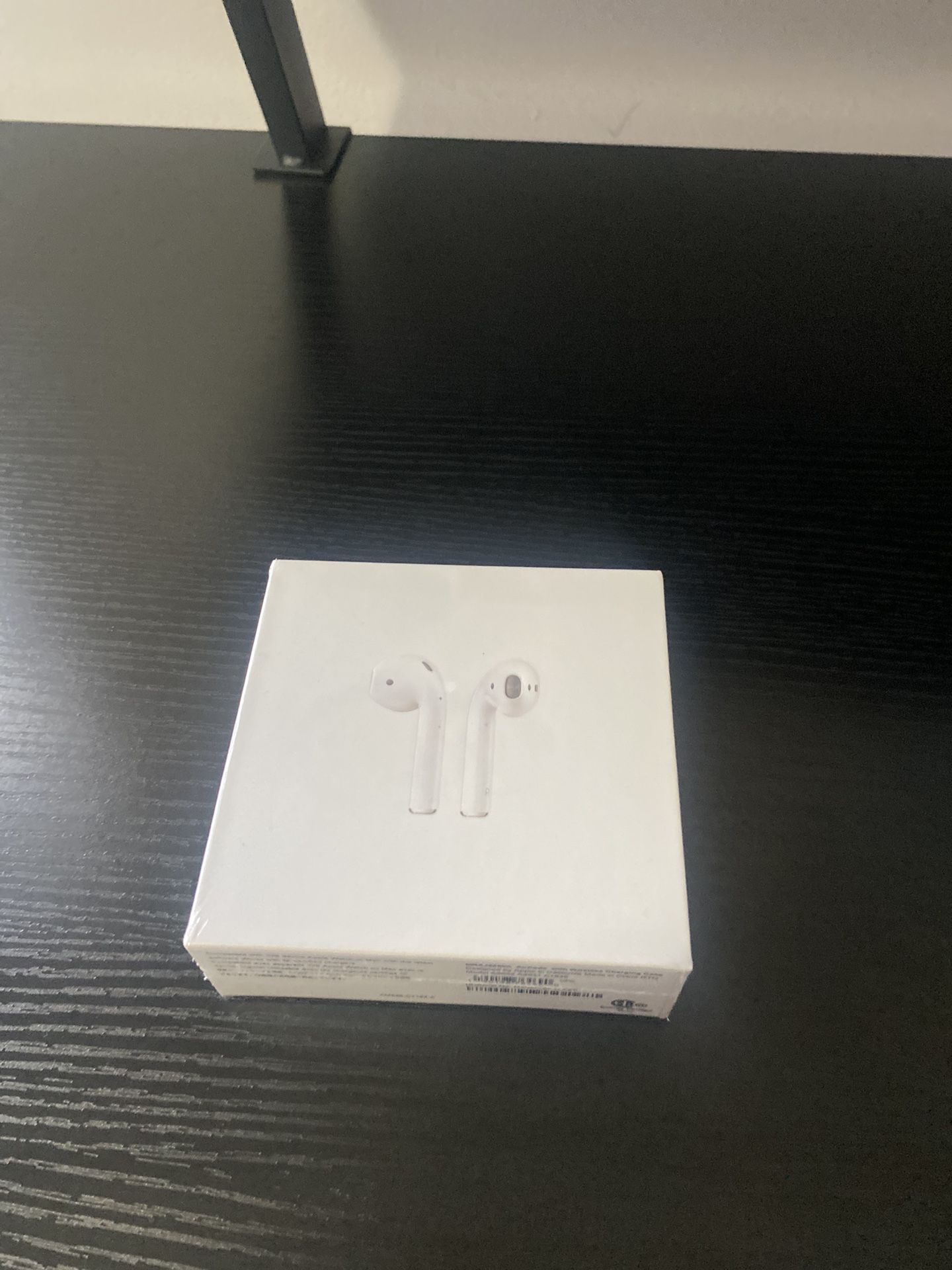 AirPods