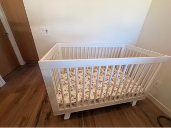 Babyletto Hudson 3 in 1 convertible crib