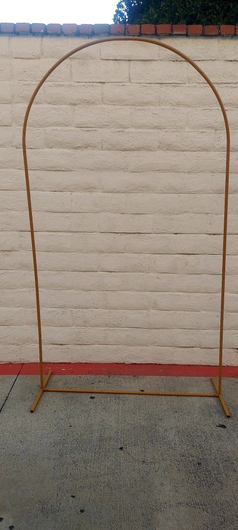 Backdrop Half Arch 7ft