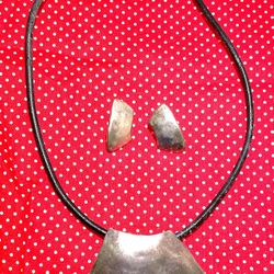 Vintage Chico’s Necklace & Earrings