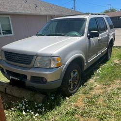 2002 Ford Explorer
