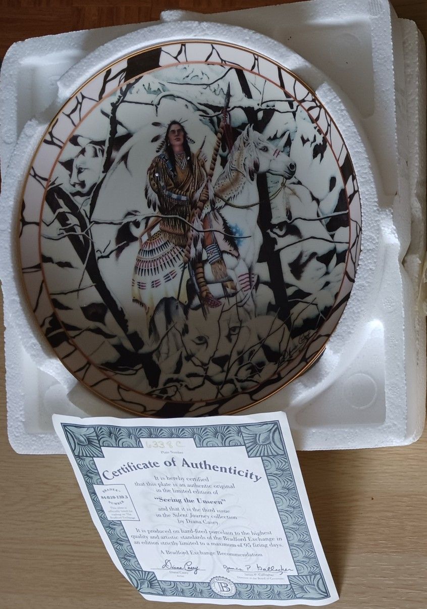 THE BRADFORD EXCHANGE LIMITED & NUMBERED COLLECTOR PLATE "SEEING THE UNSEEN" WITH COA