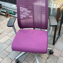 steelcase chair Think model purple great condition office chair adjustable