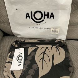 Brand New Aloha Collection Small Pouch - Kukui Java/Black - PICKUP IN AIEA - I DON’T DELIVER 