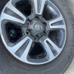 Toyota Rims & Tires 265/65/17