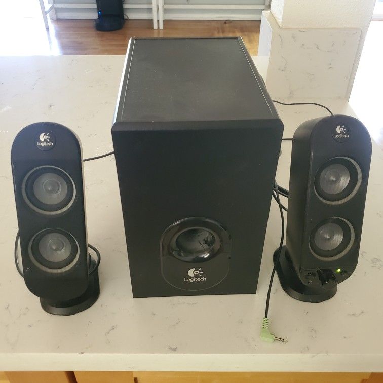 Logitech x-230 2.1 2-Piece Dual Drive Speakers with Ported Subwoofer